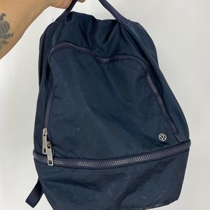 Lululemon navy blue adventure backpack. Gym bag everyday bag